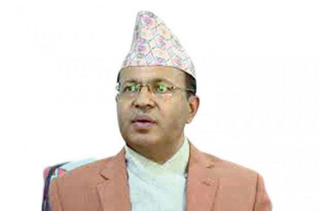 बेलायती महारानीसमक्ष ओहोदाको प्रमाणपत्र पेश