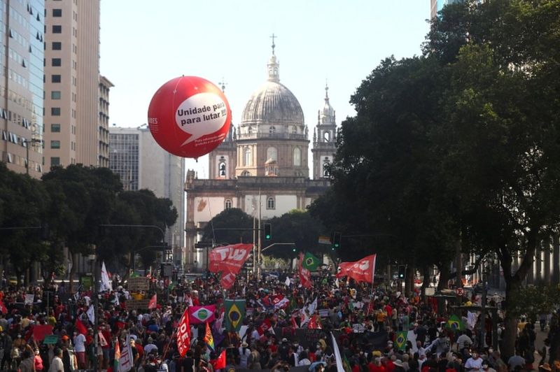 ब्रजिलमा राष्ट्रपतिविरुद्ध प्रदर्शन, भारतीय खोप खरिदबारे छानबिन गर्न अदालतको स्वीकृति