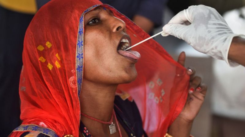 ‘भारतको दुईतिहाइ ‍जनसङ्ख्या कोरोनाभाइरसको संसर्गमा’