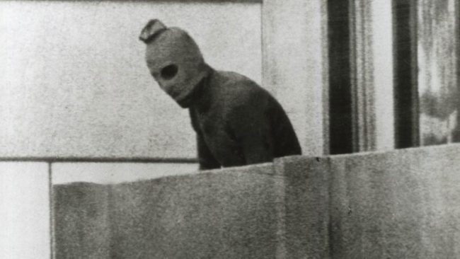 टोक्यो ओलिम्पिक्समा पहिलो पटक म्युनिख हमलाका मृतकको सम्झना, सन् १९७२ मा के भएको थियो?