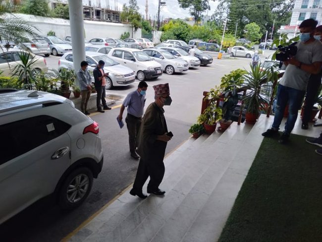 एमाले कार्यदलको बैठक सिंहदरबारमा सुरु