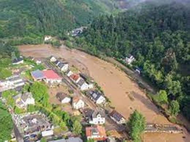 जर्मनीमा शताब्दी यताकै भिषण बाढी , ४५ जनाको मृत्यु, सयौं बेपत्ता, नेपालीहरु सुरक्षित
