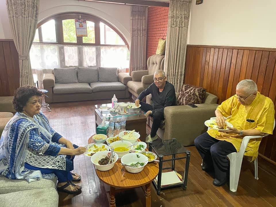 कोइराला परिवारको लन्च मिटिङ, एकजुट हुनुपर्ने निष्कर्ष