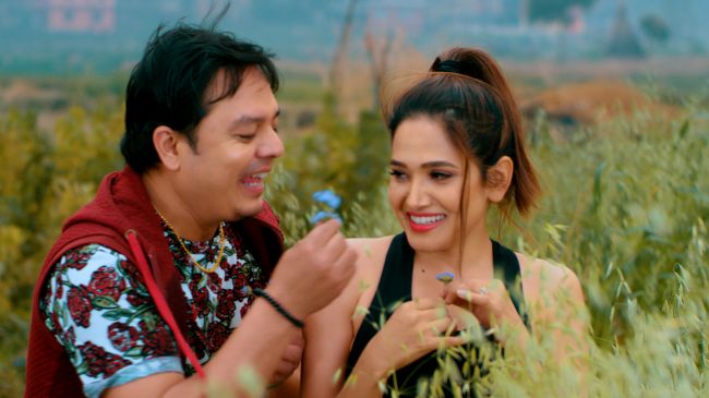 इन्दिराको पछि लागेका दिलीप बने ‘जिम्माल बा को छोरो’ [भिडियो]