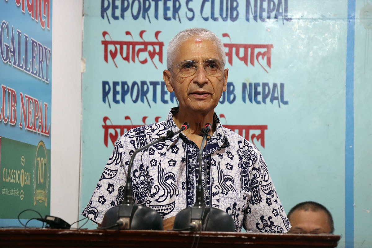 उमेश श्रेष्ठलाई स्वास्थ्यमन्त्री बनाईएको भन्दै डा. दिक्षितले खुशी व्यक्त गरे