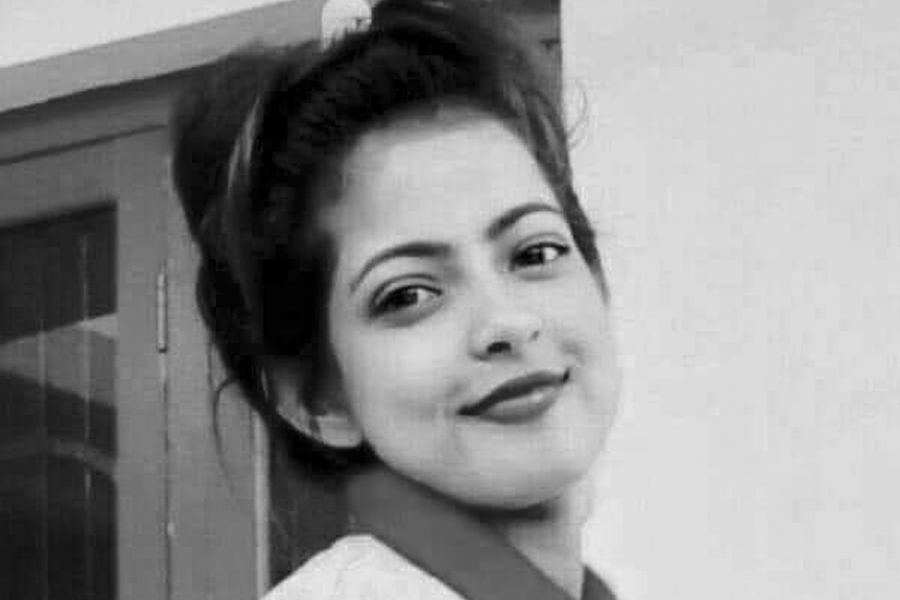 एक सातादेखि हराइरहेकी युवतीकाे शव जंगलमा फेला