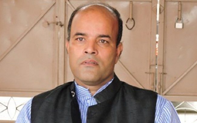 सर्लाहीमा ४ बाट अमरेश सिंह पराजित