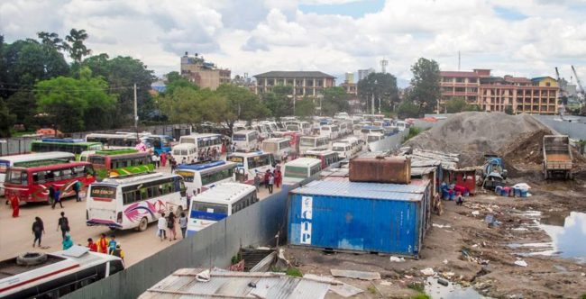 बसपार्क बन्द हुँदा यात्रु समस्यामा