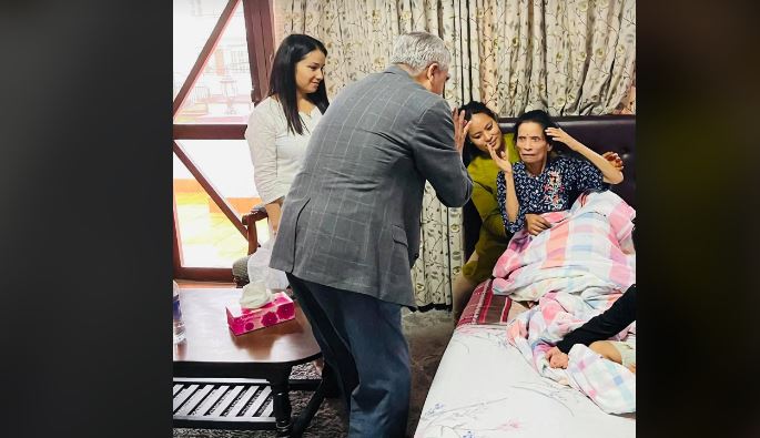 प्रधानमन्त्री देउवा प्रचण्ड निवासमा