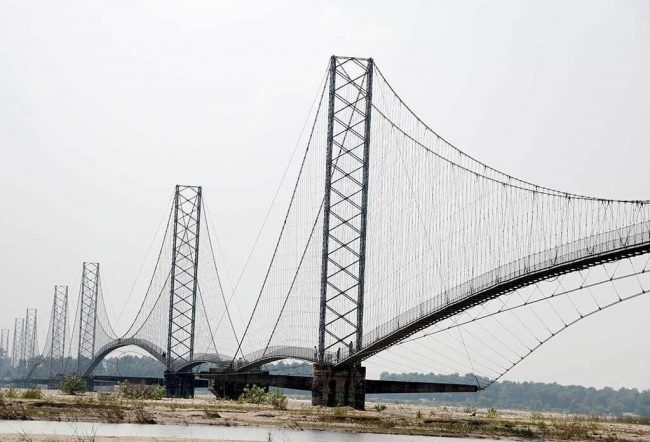 महाकालीको झोलुङ्गे पुल मर्मत शुरु