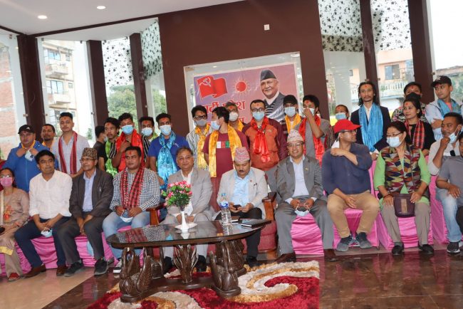 निर्वाचित अध्यक्षलाई हटाउन खोज्नु गलत: महासचिव पोखरेल