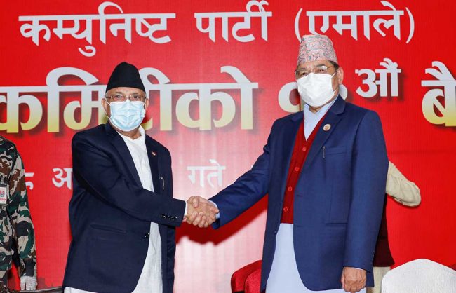 नयाँ पार्टी घाेषणा गरेका गौतमले किन भेटे एमाले अध्यक्ष ओलीलाई?