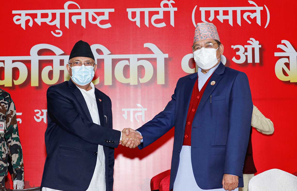 नयाँ पार्टी घाेषणा गरेका गौतमले किन भेटे एमाले अध्यक्ष ओलीलाई?