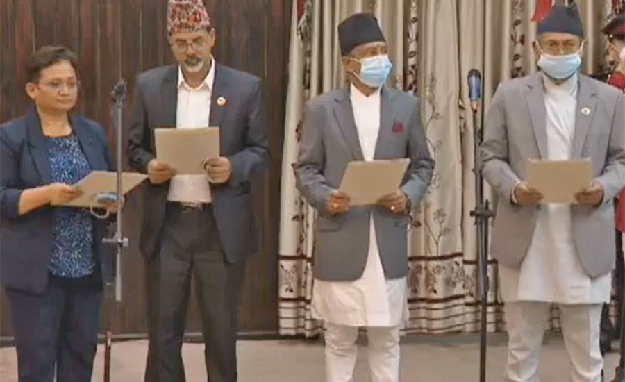 नवनियुक्त चार मन्त्रीले लिए  शपथ