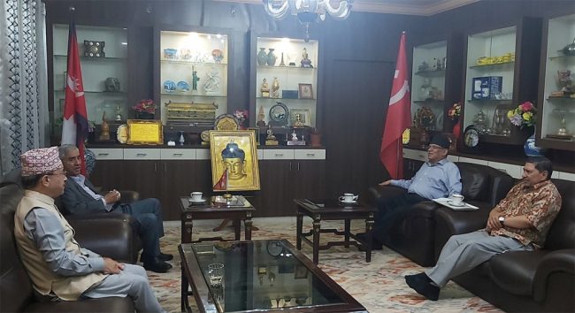 पूर्वप्रधानमन्त्री खनालको उपचार खर्च सरकारले बेहोर्ने