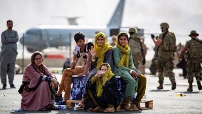 ‘यति धेरै पाकिस्तानी अफगानिस्तान किन आइरहेका छन् ?’