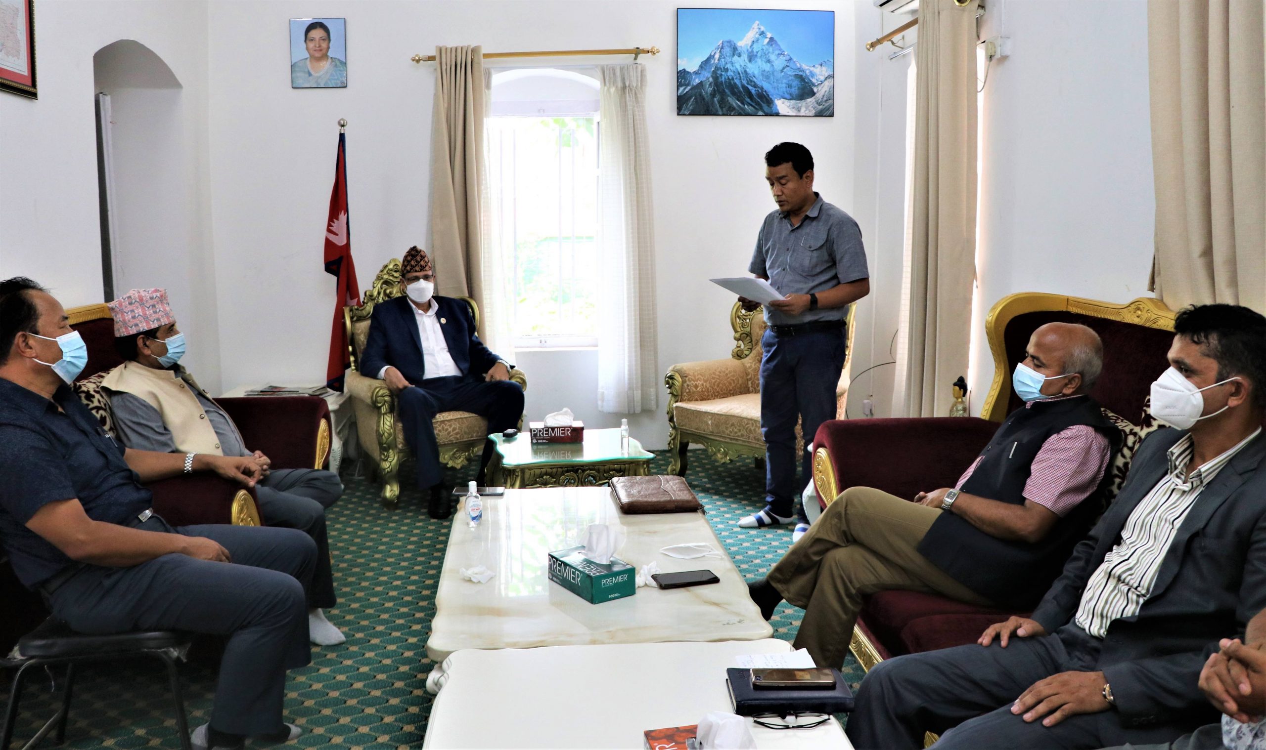 विपद् व्यवस्थापन सर्वपक्षिय समितिले सभामुख सापकोटालाई बुझाए ध्यानाकर्षण पत्र