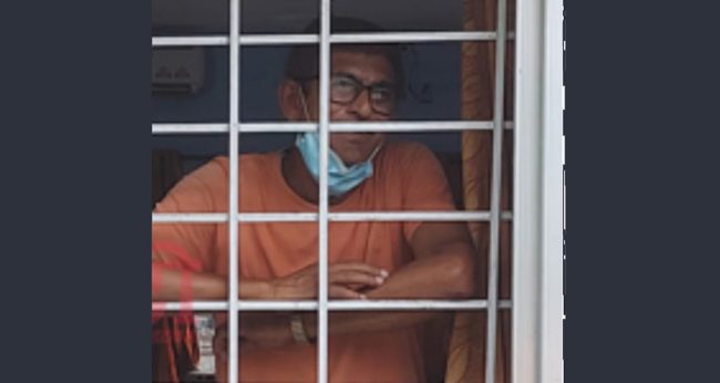 इटहरीका मेयर चौधरीको दादागिरी, सेवाग्राहीलाई कार्यलयमा थुने