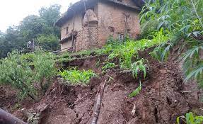 सेती नदीको कटानले आठ गाउँ उच्च जोखिममा