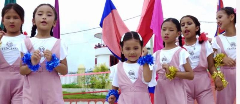 पाँच वर्षीया गायिका मेरिना जिम्बाले गाएकी ‘स्याटरडे’ बोलको गीत बजारमा