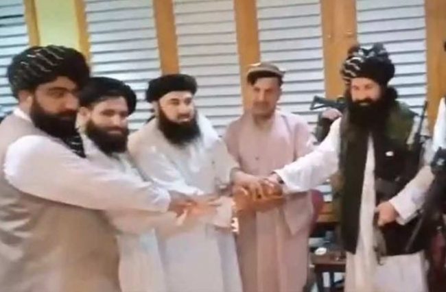 भागेका अफगानी राष्ट्रपतिका भाइ तालिबानसँग मिले