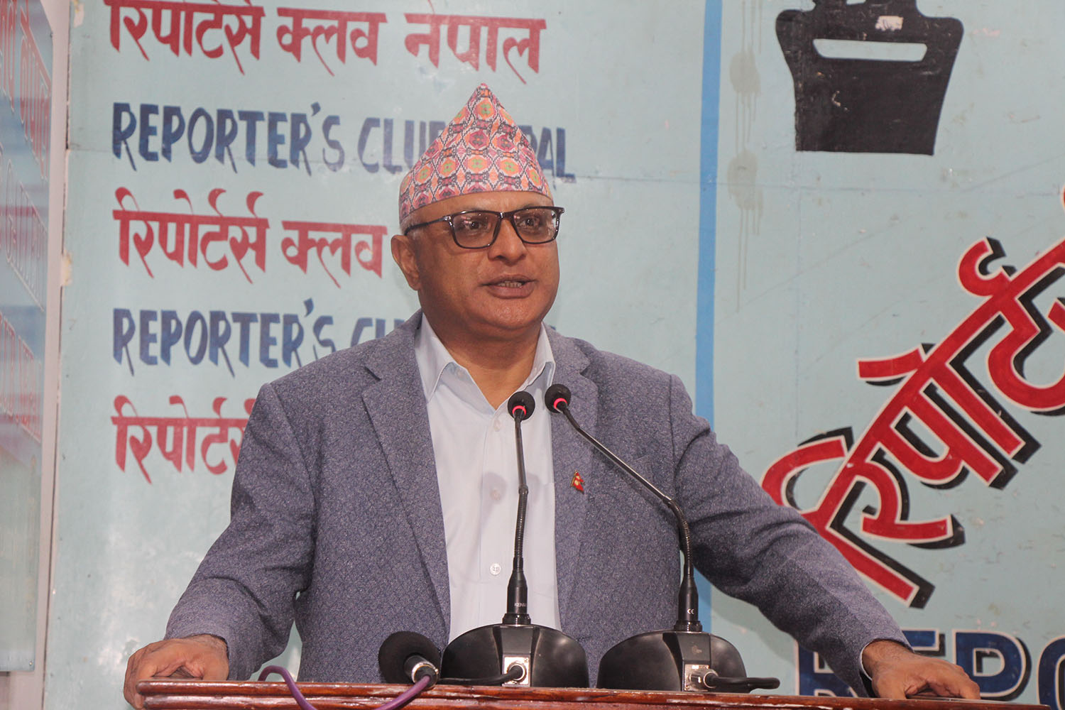 प्रचण्डको कारण एमालेको एकता चीरस्थायी हुन सकेनः कार्की