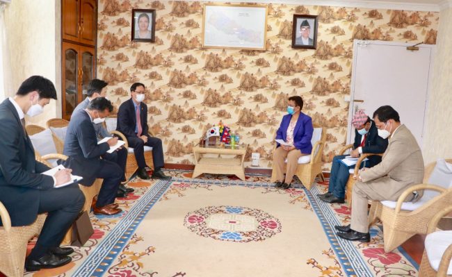 ऊर्जामन्त्री भुसालसँग राजदूत पार्कको शिष्टाचार भेट