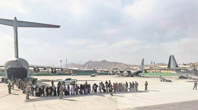 काबुल विमानस्थल नियन्त्रणमा लिन तालिबान तयार