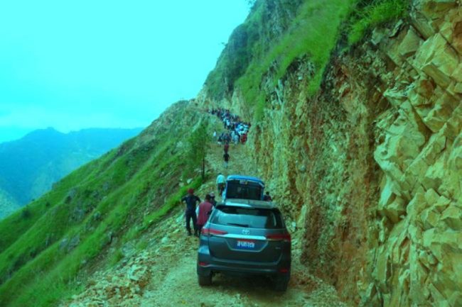 हाइकिङमार्फत जोडिँदै गलेम भिर