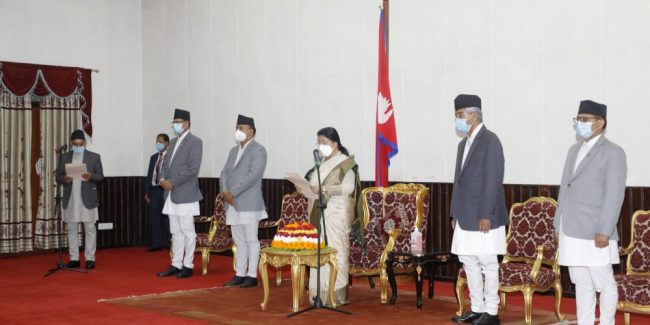 प्रदेश नम्बर २ का प्रदेश प्रमुख मिश्रले लिए शपथ