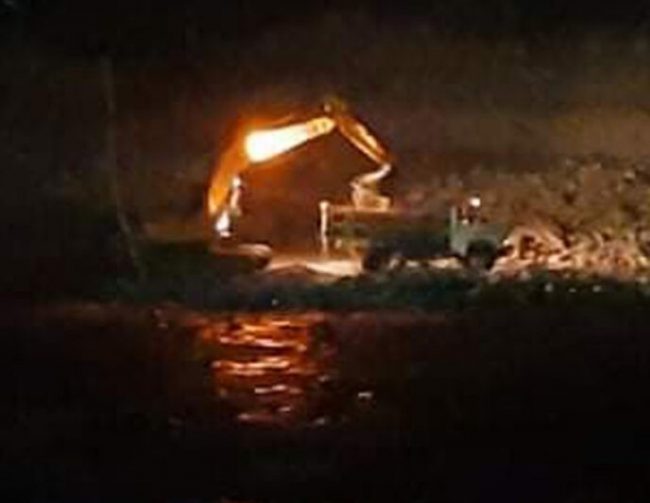 मध्यरातमा यसरी हुन्छ कालीगण्डकीको दोहन