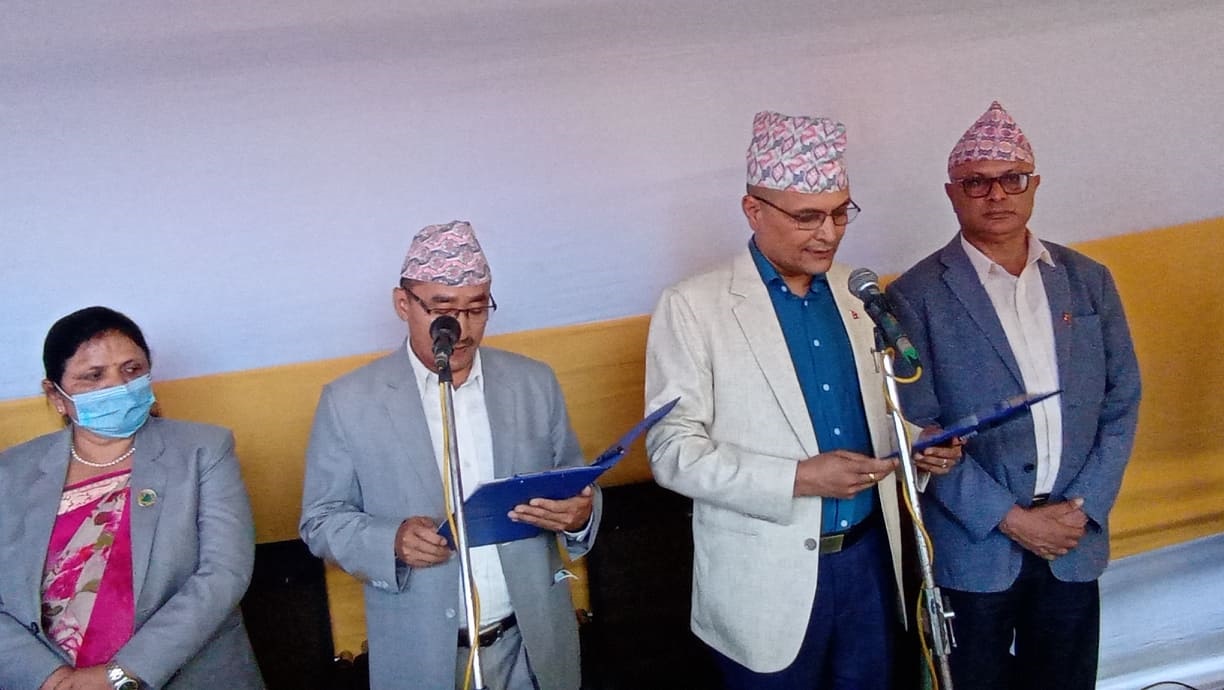 प्रदेश १ को मन्त्रिपरिषद् विस्तार, तिवारी र साम्सोहाङ नियुक्त