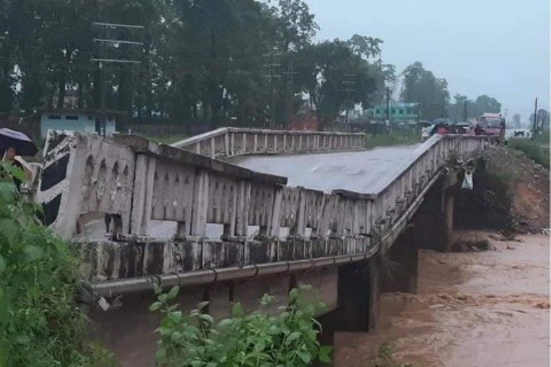 अवरुद्ध बुटवल-नारायणगढ सडक अझै सूचारु भएन