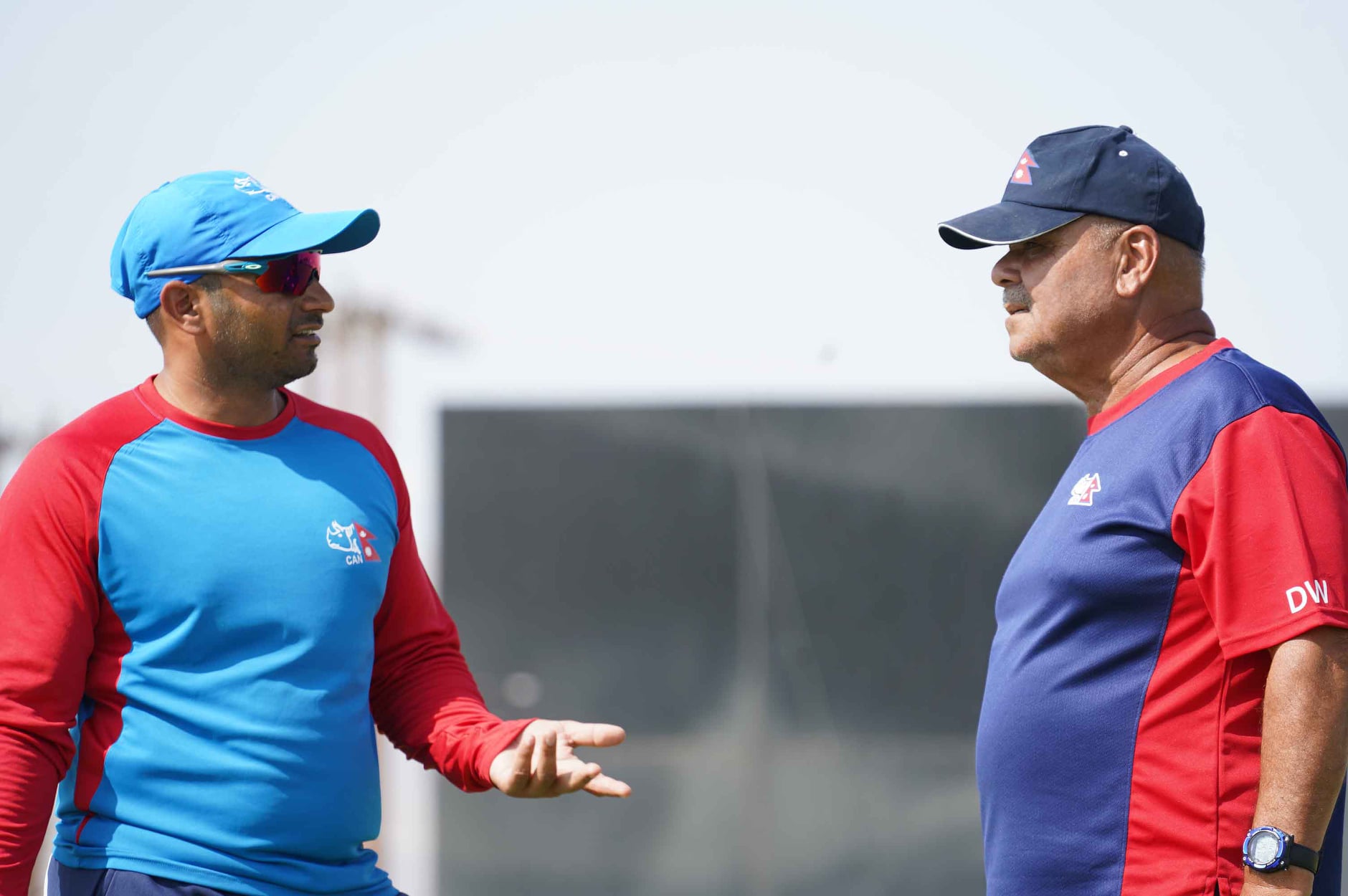 ह्वाटमोरले दिए मुख्य प्रशिक्षकबाट राजिनामा !