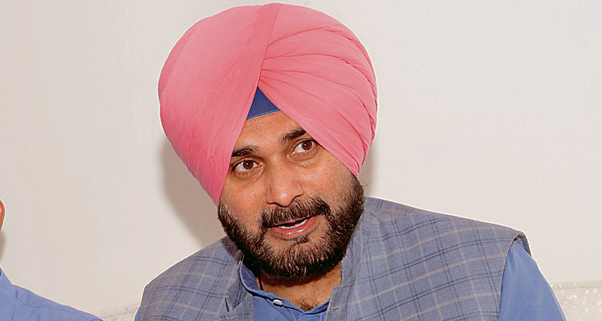 नवजोत सिंह सिद्धूले राजीनामा दिए