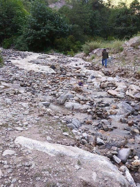 सिमकोट-खार्पु सडक एक हप्तादेखि अवरुद्ध