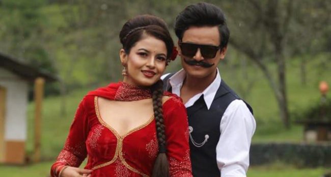 फिल्म ‘डाँडाको वर पीपल’को गीत ‘झुसेली जुँगा ओठ माथि’को तस्वीर सार्वजनिक