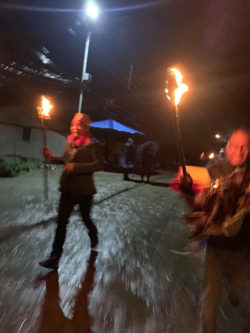 एमसिसीविरुद्ध राप्रपाको मसाल जुलुस