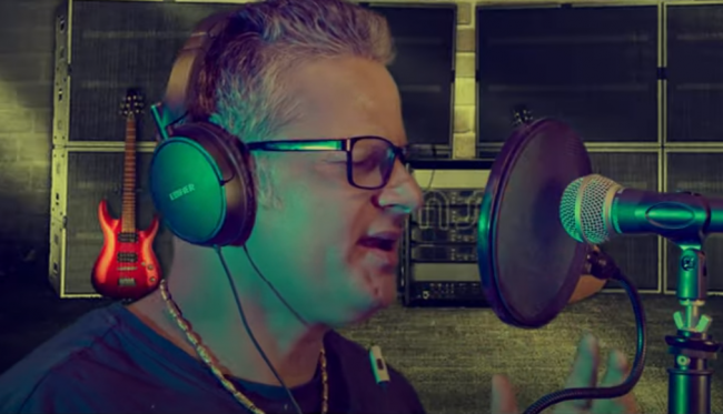 गायक तथा संगीतकार तुला पर्वतले मकाउबाट नै ल्याए ‘तिम्ले माया मारेर’