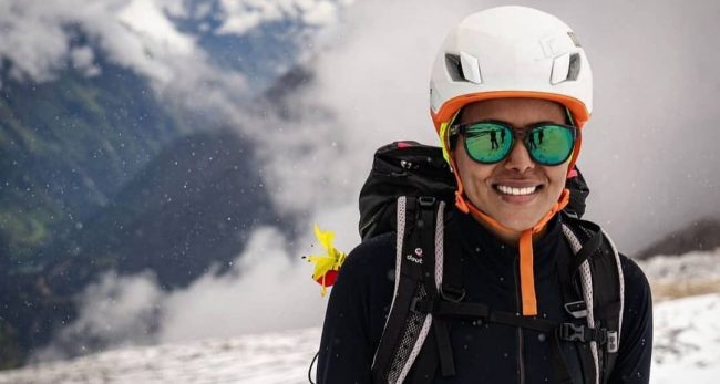 कतारी राजकुमारी अल थानी मनास्लु हिमाल आरोहण गर्दै