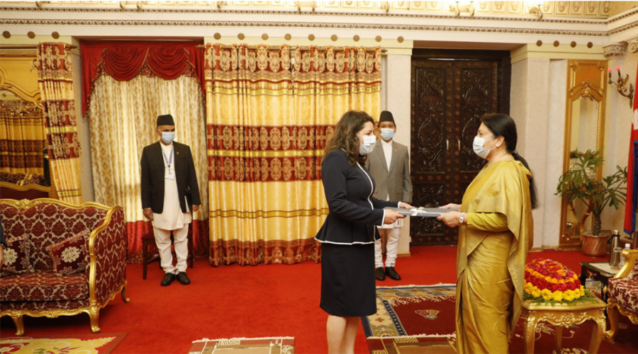 चार देशका राजदूतद्वारा ओहोदाको प्रमाणपत्र प्रस्तुत