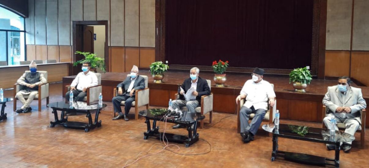 मन्त्रिपरिषद् विस्तारमा सत्तारूढमै असहमति