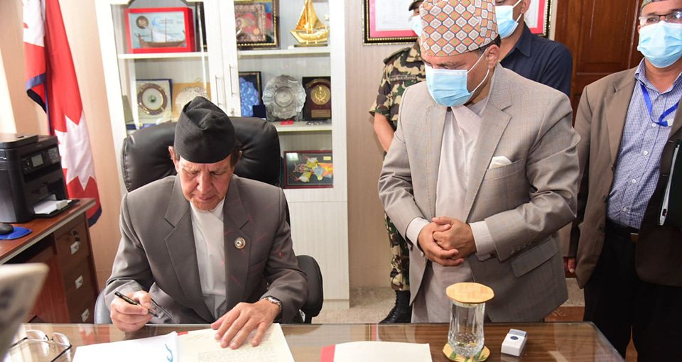 राष्ट्रहितलाई केन्द्रमा राख्दै सबैको सहमतिमा परराष्ट्र नीति बनाउँछु : परराष्ट्रमन्त्री डा. खड्का