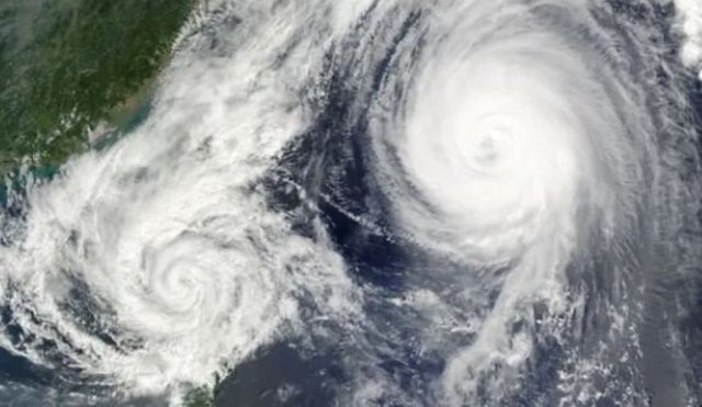 ‘गुलाब’सामुद्रिक आँधीले भारतमा तीन जनाकाे मृत्यु