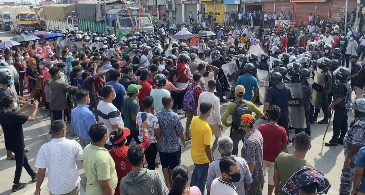 गृहमन्त्रीको नगरमा २५ दिनदेखि न्यायको खोजीमा आन्दोलन