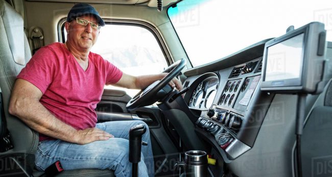 ट्रक ड्राइभरहरुलाई १ करोडभन्दा धेरै तलब, ड्राइभरले भने ‘यति त मेरो मालिकले पनि कमाउँदैनन्’