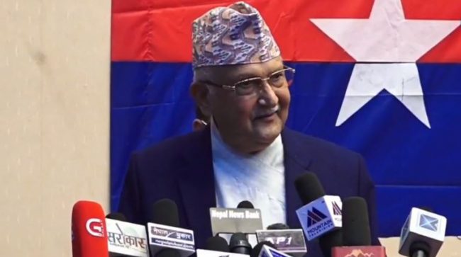 ओलीकाे प्रश्न- परमादेश त पाँचैजनाले गर्नुभएको थियो, किन एकजनाको राजीनामा माग्नुहुन्छ श्रीमान् ?