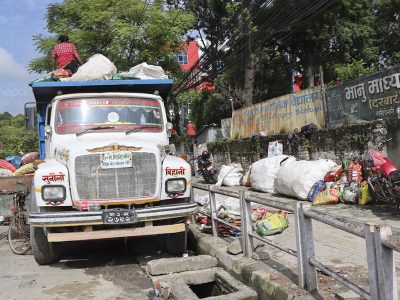बञ्चरेडाँडामा फेरि फोहोर विसर्जनमा अवरोध