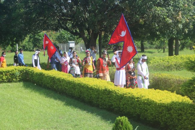 विश्व पर्यटन दिवसमा विदेशी पर्यटकलाई मनाङमा स्वागत