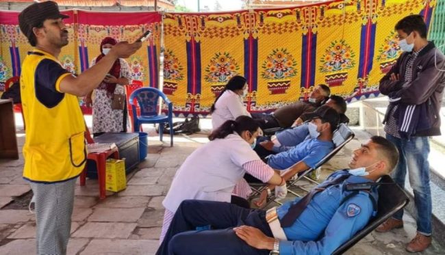 लायन्स क्लब र रिलायन्सद्वारा ५० पिन्ट रगत संकलन